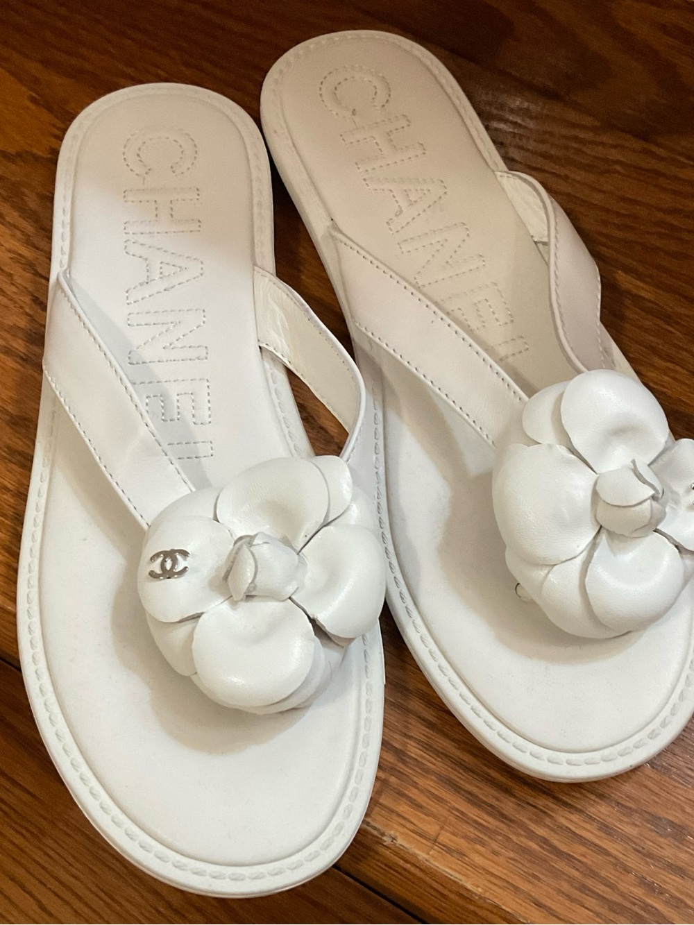 CHANEL White Leather Camellia Sandals Authentic
